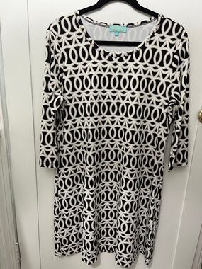 LuLaRoe Black and White Long Sleeve Geometric Shift Dress